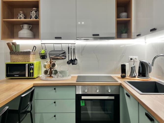 Fully equipped kitchen