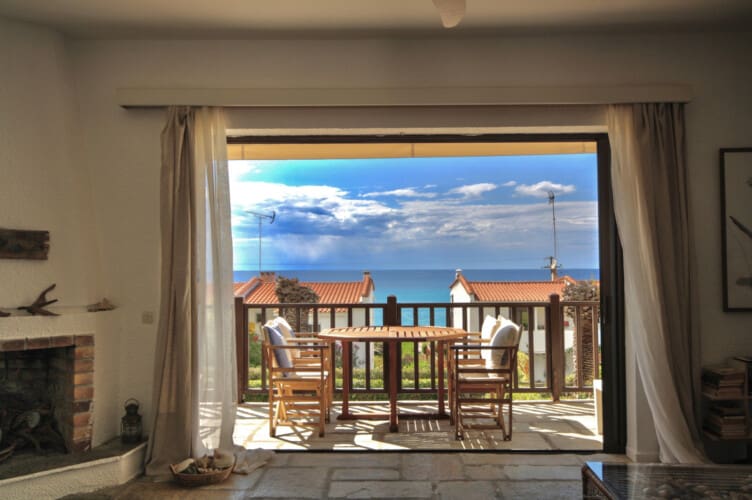 Balcony with sea view