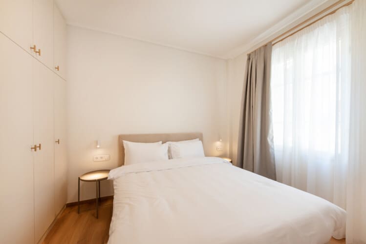 Bedroom with spacious closet