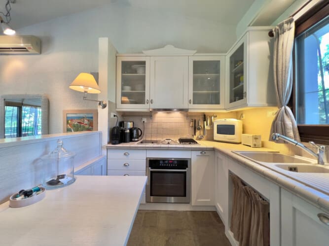 Kitchen and dining area