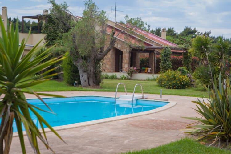 Family villa with shared pool